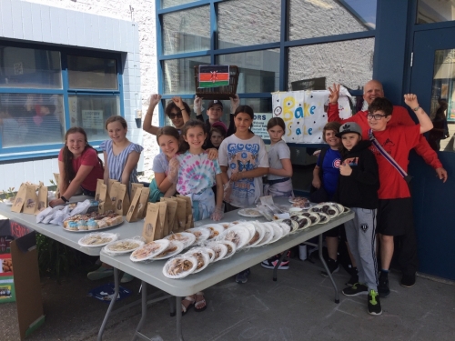 Students from Ecole Mission Central School in BC, Canada and their teacher Mr. Sylvain Gagne, organise a fundraiser.